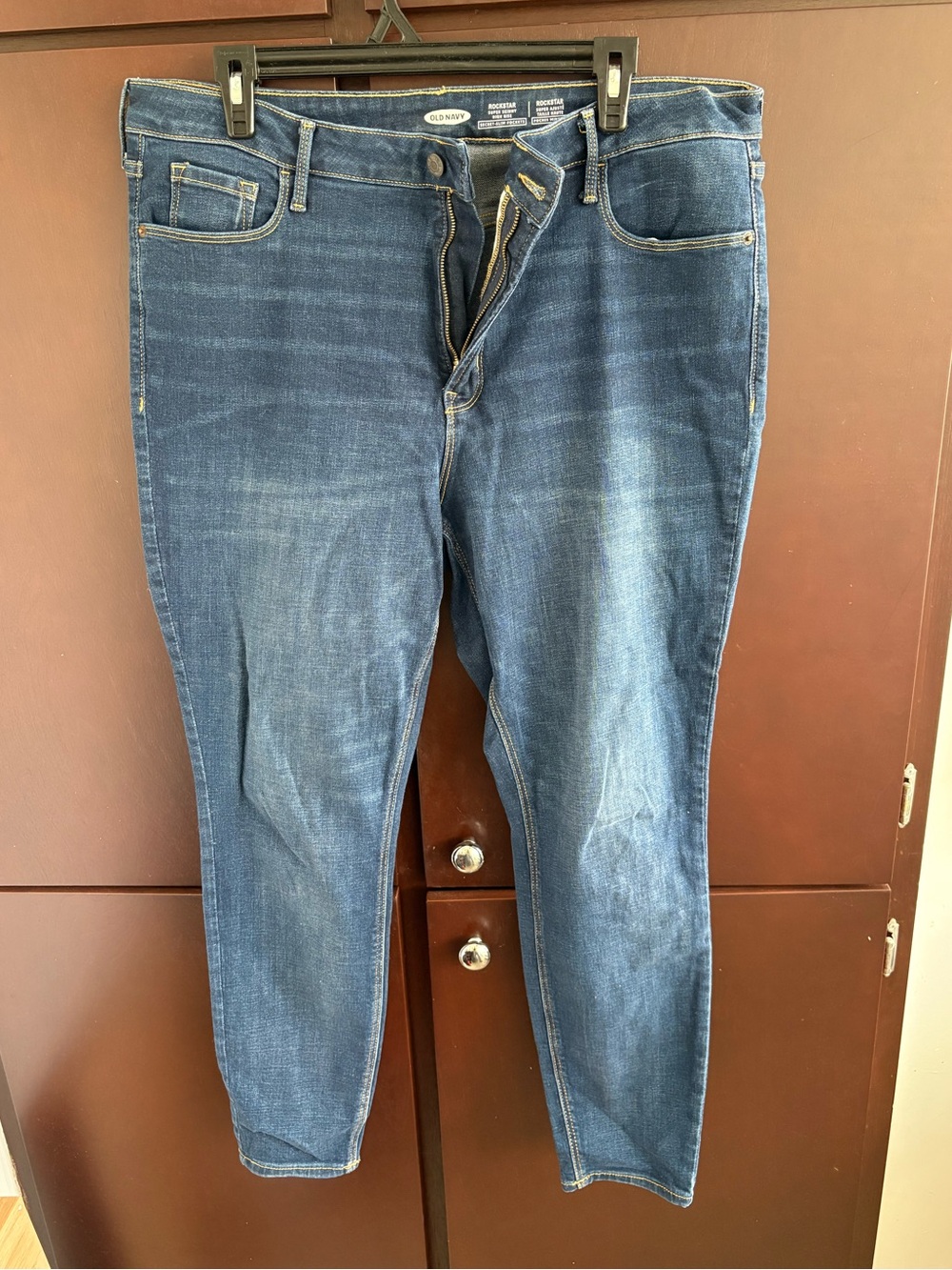 EUC old Navy super skinny high rise rockstar jeans size 16